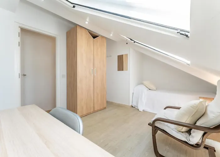 Sr Cancelas 3bdr Townhouse In Centre Ferienhaus *